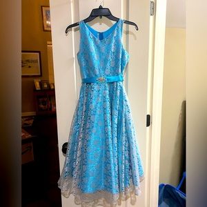 Girls size 16 formal dress